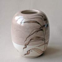 Посмотреть коллекцию расписных керамических ваз
